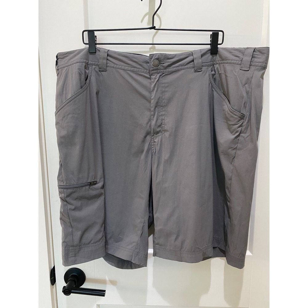 Columbia Silver Ridge II Cargo Shorts Mens 42 Gray Hiking Outdoor AM0660 Ripstop